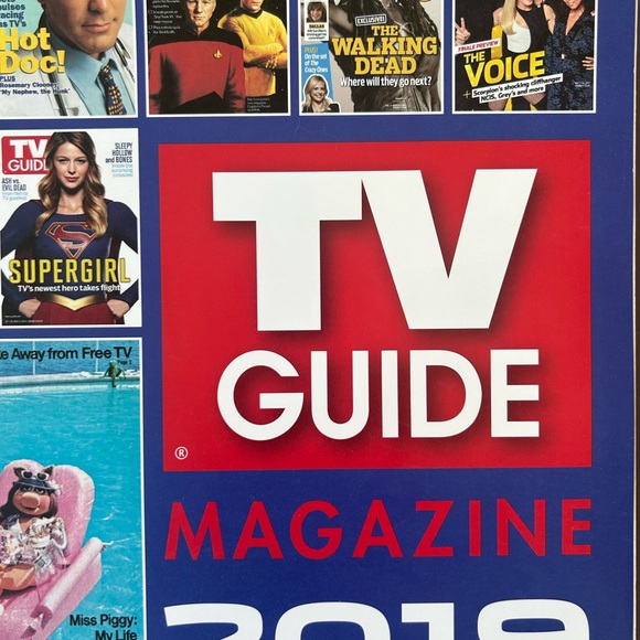 TV Guide Magazine 2019 Limited Edition Wall Calendar Disney Elvis Dolly MASH - Picture 3 of 8